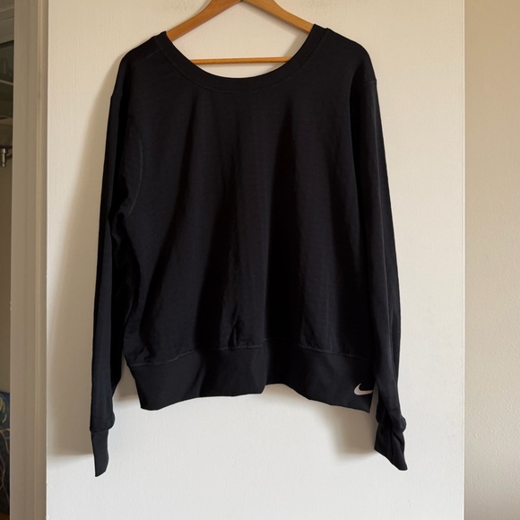 Nike Black Therma-Fit Running Crewneck Scoop Back Sweatshirt size XXL EUC - Picture 2 of 6